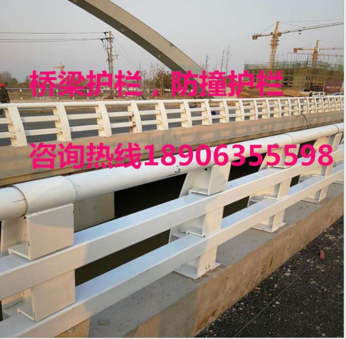 橋梁防撞護(hù)欄，防撞欄桿